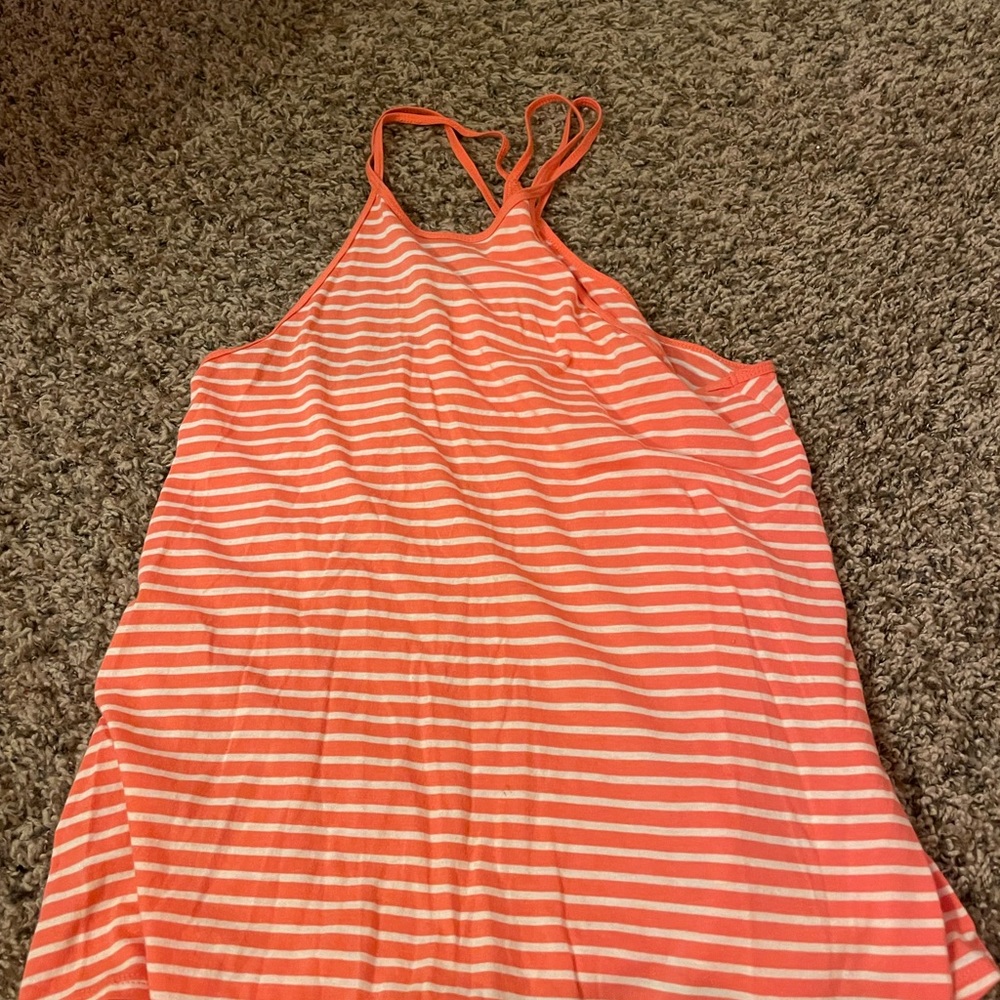 hollister xs flowy tank